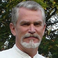 https://www.southernhighlandguild.org/wp-content/uploads/2023/02/profile_photo-190-52.jpg